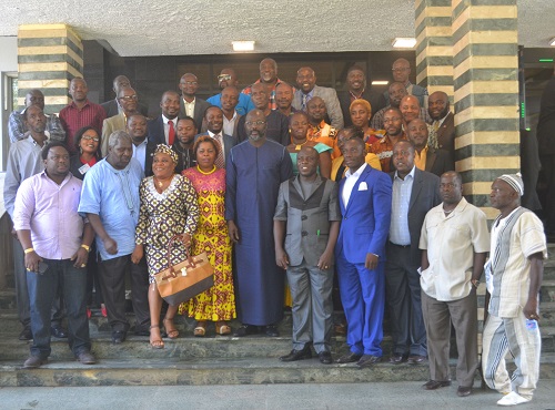 President Weah in a Group with Media Executive following a Meeting with the Press